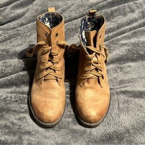 Women’s Camel / Tan Lace-Up leather Boots